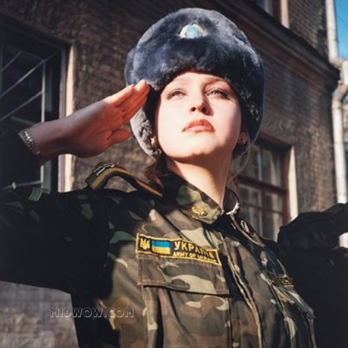 army girl photo (2)