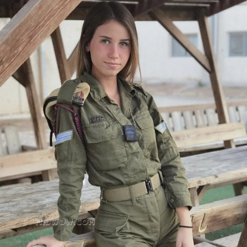 army girl photo (3)